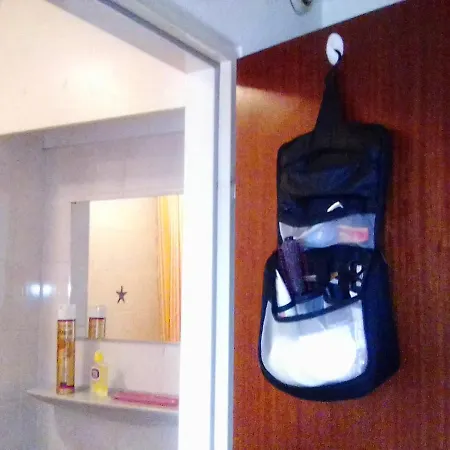 Apartment 1a Beautiful 3 Room, Private And Calm Apartment, Private Car Park, Full Equipped Kitchen, Private And Stable Wifi, One Minute To Tram Station, Smart Tv, Different Towels And Bedlines Etc Included, Whatsapp Support, No Additional Costs *